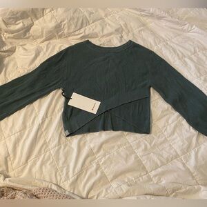 Lulu lemon reversible crossover sweater size 2